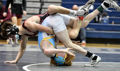 Saturday's district wrestling results