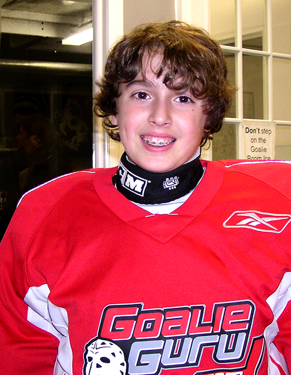 11_14_10_IH_Goalie_story-d3b