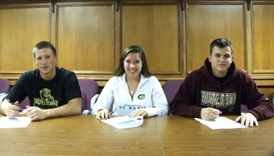 11.29.11.signing.slide_.east_