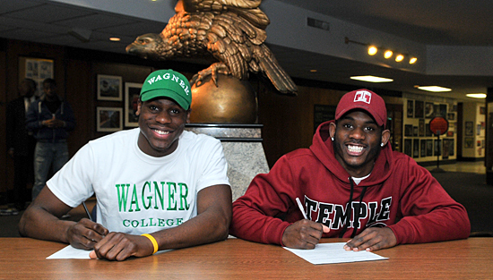 02.15.12.signing.norris