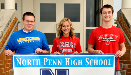 08.16.12.signing.np_.3