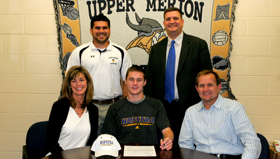 11.14.12.signing.upmerion