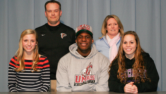 02.07.13.signing.pennsbury