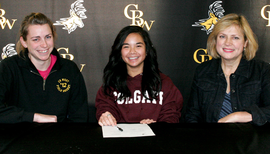 06.25.13.sign_.cbw_.girl2_