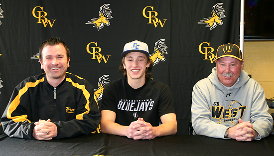 04.15.14.signing.cbw_.snyder