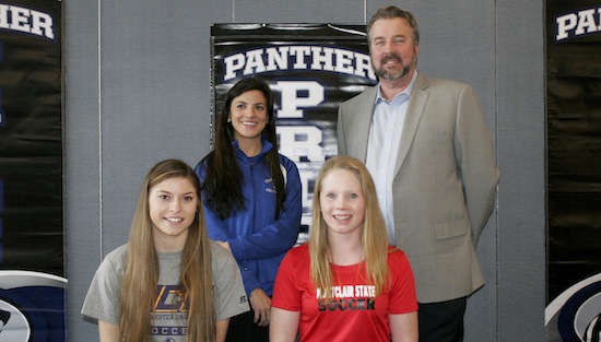 07-01-15_quakertown_signing_golf