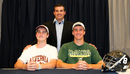7-28-15_springfield_golf_signing