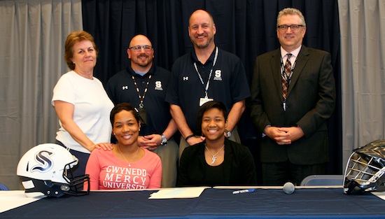 8-12-15_springfield_gbasketball_signing