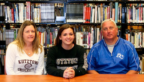 7-17-15_wmtennent_softball_signing