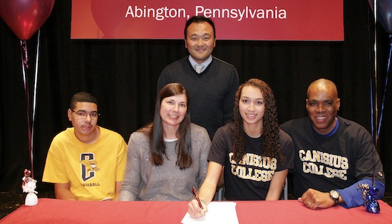 03-23-16_abington_signing_slide