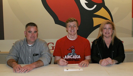06-30-16_ud_signing_arcadia_slide