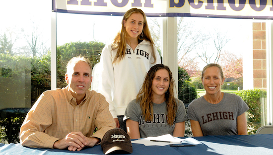 08-09-16_wissahickon_signing_swimming_lehigh_slide