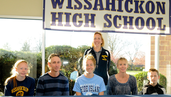 08-09-16_wissahickon_signing_track_uri_slide