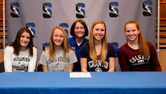 06-27-17_cbsouth_signings_gsoccer_slide