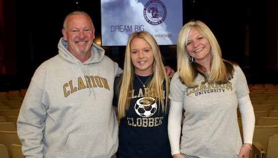 07-24-17_np_signings_gsoccer_slide