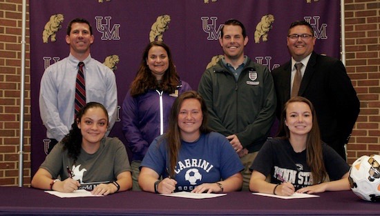07-28-17_umo_signings_gsoccer_slide_1