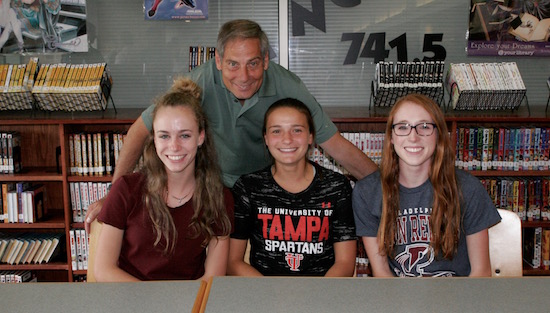 08-20-17_pennridge_signings_track_slide