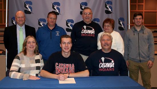03-22-18_cbsouth_signings_blax_slide