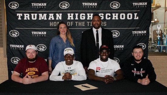 04-10-18_truman_signings_slide