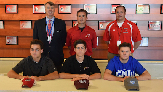 05-09-18_ud_signings_slide