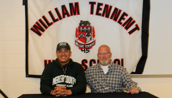 08-14-18_wt_signings_baseball_slide