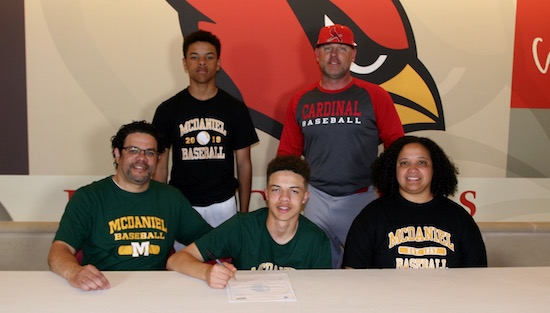 06-20-19_ud_signings_baseball_slide