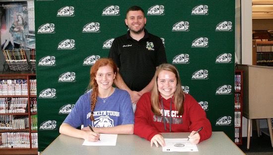 07-02-19_pr_signings_gswim_slide