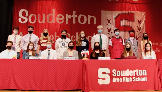 05-02-21_SAHS_SIgnings1_Slide_0