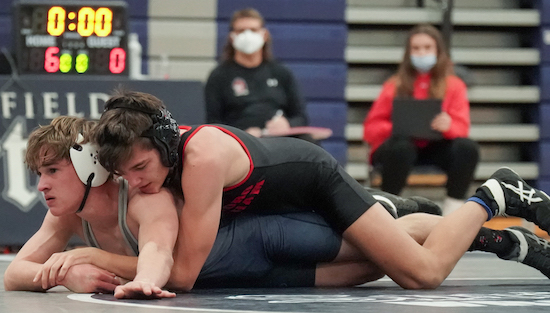 01-21-22_Wrestling_Spr_HH_Slide