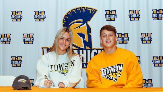 03-23-22_Wiss_Signings_LAX_Slide