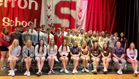 04-27-22_SAHS_Signings_Slide