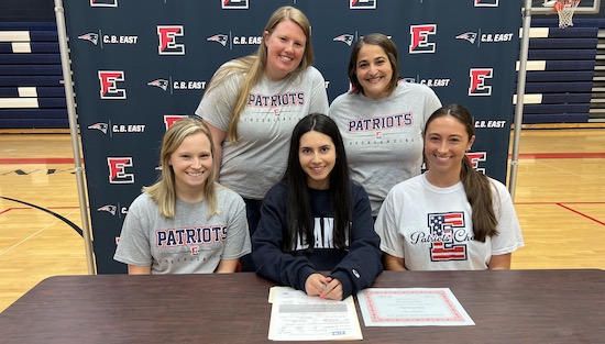08-23-22_CBE_Signings_Cheer_Slide