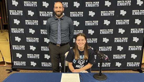02-05-23_NP_Signings_GSoccer_Slide