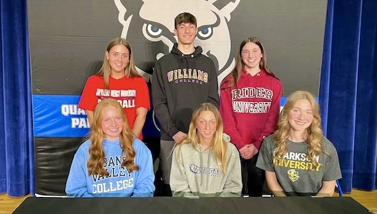 03-01-23_QCHS_Signings_Slide 2
