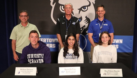 08-20-23_QCHS_SIgnings_Track_Slide