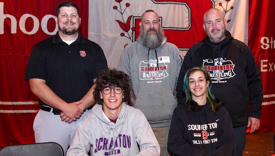0l7-12-24_SAHS_Signings_Wrestling_Slide