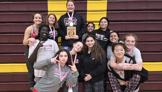 12-21-24_GWrestling_Wrap_Slide