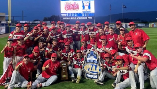06-12-25_BB_UD_PIAA_Champs_Slide