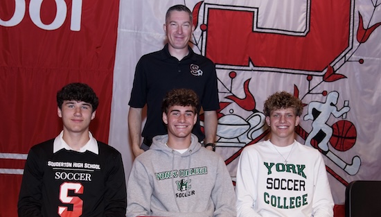 08-06-25_SAHS_Signings_BSoccer_Slide