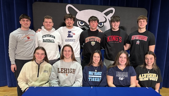 02-18-26_QCHS_Signings_Slide