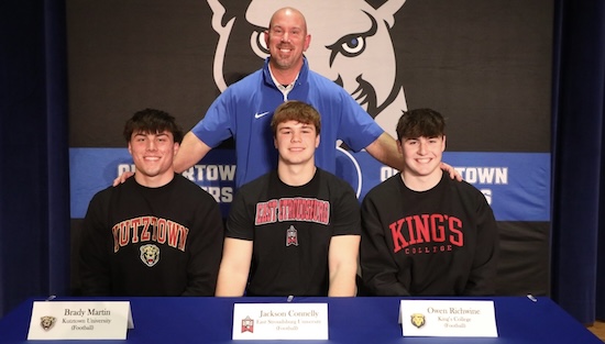 06-03-26_QCHS_SIgnings_FB_Slide
